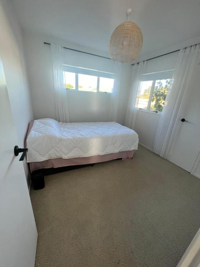 Orewa Homestay Rooms Auckland Eksteriør billede